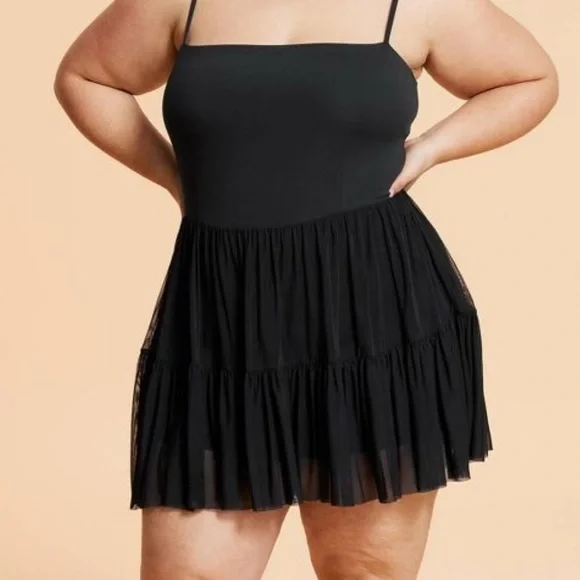 SOLD Blogilates black pirouette dress NWT 3x - Picture 3 of 3